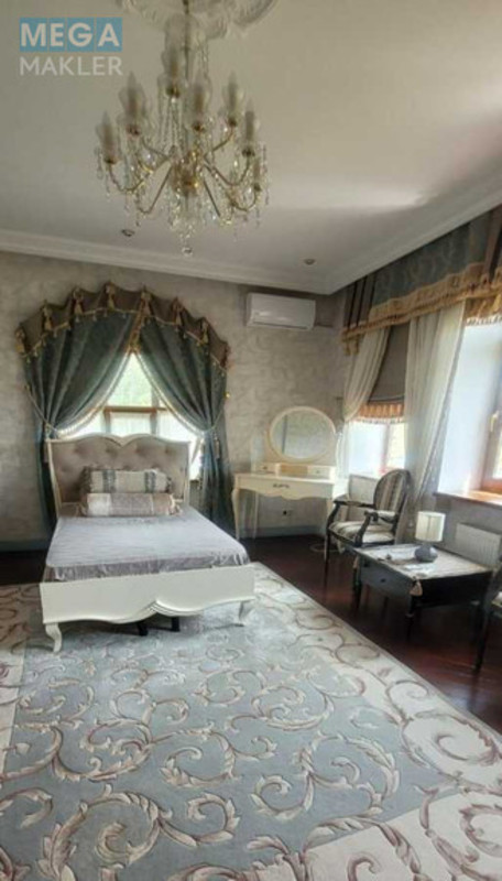 Продаж дома, 3&nbsp;поверху, 550&nbsp;кв.м, 6&nbsp;кімнат, ділянка 32&nbsp;сотки, <a class="location-link" href="/kiev/" title="Недвижимость Київ">Київ</a>, <a class="location-link" href="/kiev/darnickij/" title="Недвижимость Дарницький район">Дарницький р-н</a>, Лесная ул. (изображение 17)