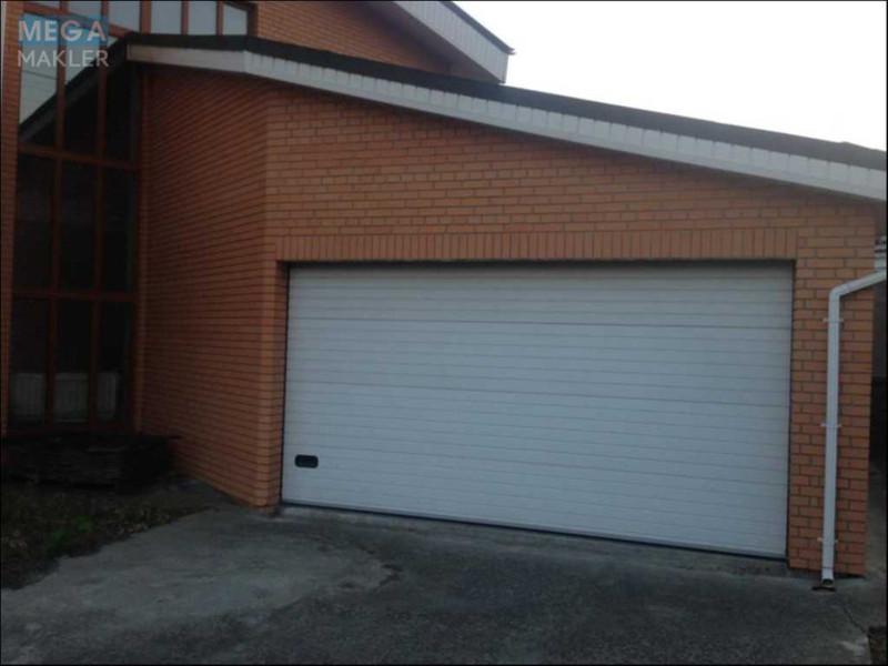 Продаж дома, 3&nbsp;поверху, 660&nbsp;кв.м, 10&nbsp;кімнат, ділянка 19&nbsp;соток, <a class="location-link" href="/kiev/" title="Недвижимость Київ">Київ</a>, <a class="location-link" href="/kiev/podolskij/" title="Недвижимость Подільський район">Подільський р-н</a>, Артезианский пер., 11 (изображение 4)