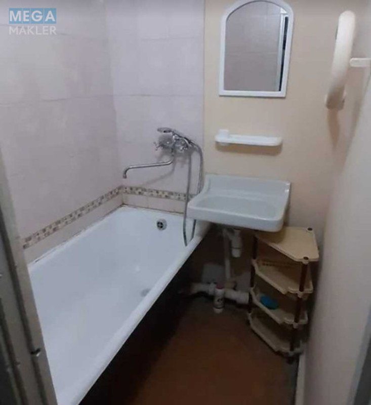 Оренда 1 кімнатної квартири, <a class="location-link" href="/kiev/" title="Недвижимость Київ">Київ</a>, <a class="location-link" href="/kiev/solomenskij/" title="Недвижимость Солом'янський район">Солом'янський р-н</a>, Солом`янська вул., 25 (изображение 4)