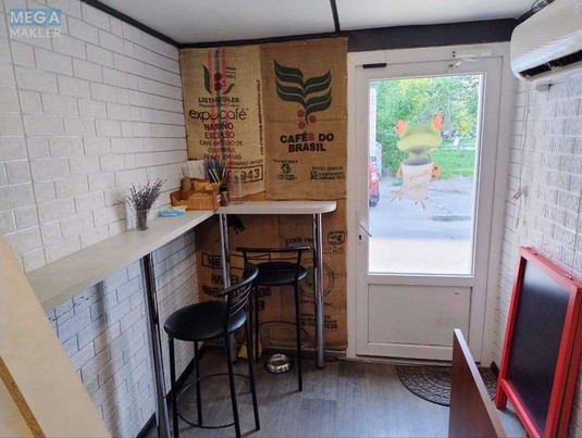 Оренда комерційної нерухомості, 12&nbsp;кв.м, под магазин, <a class="location-link" href="/kiev/" title="Недвижимость Київ">Київ</a>, <a class="location-link" href="/kiev/darnickij/" title="Недвижимость Дарницький район">Дарницький р-н</a>, Анни Ахматової вул., 14б (изображение 13)