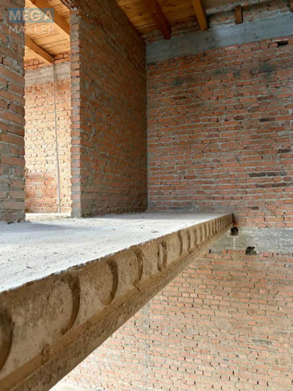 Продаж дома, 3&nbsp;поверху, 80&nbsp;кв.м, 4&nbsp;кімнати, ділянка 1&nbsp;сотка, <a class="location-link" href="/hotov/" title="Недвижимость Хотів">Хотів</a>, Молодіжна, 114 (изображение 7)