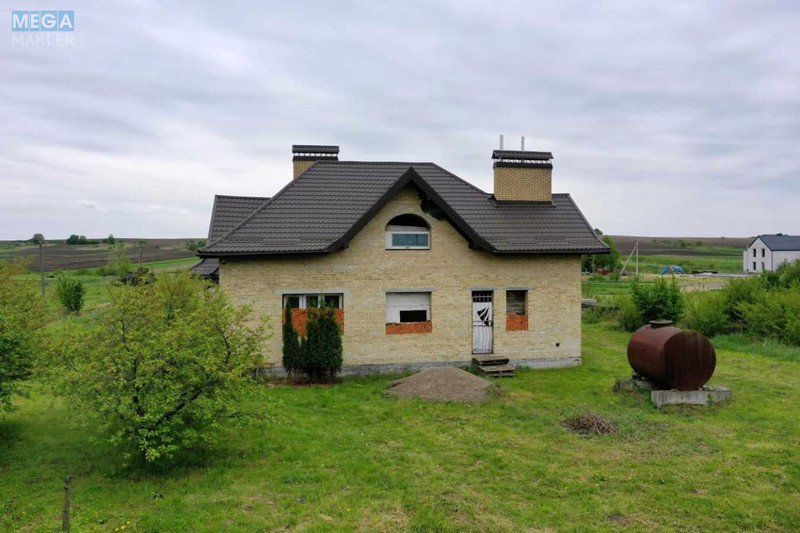 Продаж дома, 2&nbsp;поверху, 262&nbsp;кв.м, 7&nbsp;кімнат, ділянка 28&nbsp;соток, <a class="location-link" href="/remenov/" title="Недвижимость Ременів">Ременів</a>, Польова (изображение 2)