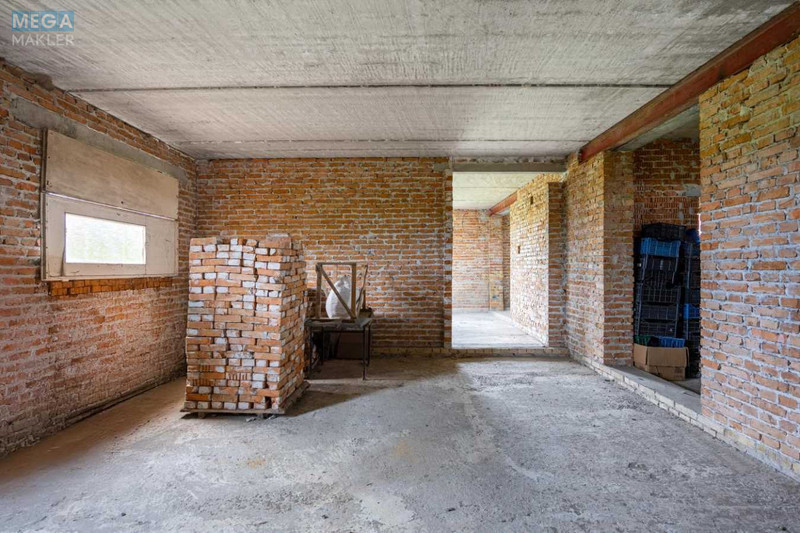 Продаж дома, 2&nbsp;поверху, 262&nbsp;кв.м, 7&nbsp;кімнат, ділянка 28&nbsp;соток, <a class="location-link" href="/remenov/" title="Недвижимость Ременів">Ременів</a>, Польова (изображение 10)