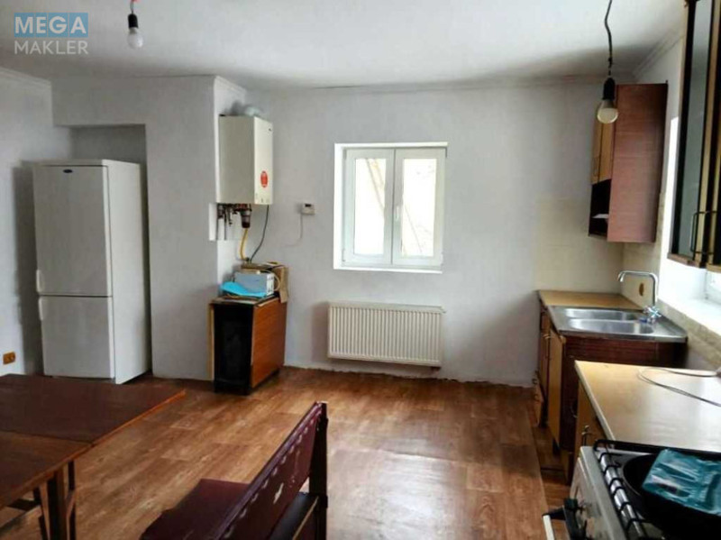 Оренда дома, <a class="location-link" href="/kiev/" title="Недвижимость Київ">Київ</a>, <a class="location-link" href="/kiev/dneprovskij/" title="Недвижимость Дніпровський район">Дніпровський р-н</a>, Паровозная ул. (изображение 2)