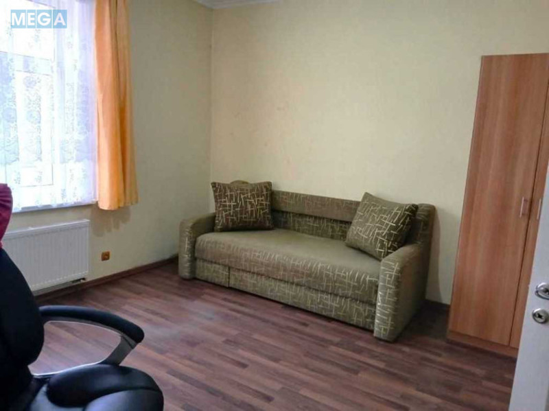 Оренда дома, <a class="location-link" href="/kiev/" title="Недвижимость Київ">Київ</a>, <a class="location-link" href="/kiev/dneprovskij/" title="Недвижимость Дніпровський район">Дніпровський р-н</a>, Паровозная ул. (изображение 11)