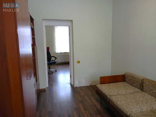 Оренда дома, <a class="location-link" href="/kiev/" title="Недвижимость Київ">Київ</a>, <a class="location-link" href="/kiev/dneprovskij/" title="Недвижимость Дніпровський район">Дніпровський р-н</a>, Паровозная ул. (изображение 16)