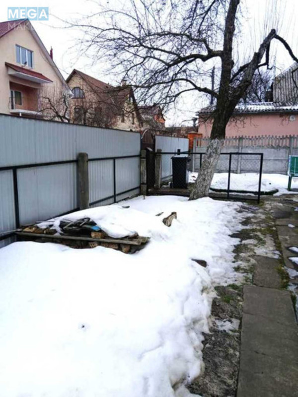 Оренда дома, <a class="location-link" href="/kiev/" title="Недвижимость Київ">Київ</a>, <a class="location-link" href="/kiev/dneprovskij/" title="Недвижимость Дніпровський район">Дніпровський р-н</a>, Паровозная ул. (изображение 20)