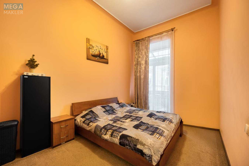 Продаж 2 кімнатної квартири (46/28/6), 2 пов. 4 пов. будинку, <a class="location-link" href="/lviv/" title="Недвижимость Львів">Львів</a>, <a class="location-link" href="/lviv/galickij/" title="Недвижимость Галицький район">Галицький р-н</a>, Лазнева (изображение 7)