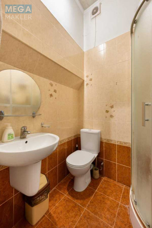 Продаж 2 кімнатної квартири (46/28/6), 2 пов. 4 пов. будинку, <a class="location-link" href="/lviv/" title="Недвижимость Львів">Львів</a>, <a class="location-link" href="/lviv/galickij/" title="Недвижимость Галицький район">Галицький р-н</a>, Лазнева (изображение 14)