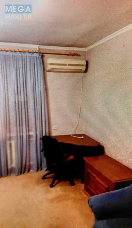 Продаж 2 кімнатної квартири (52/30/7), 8 пов. 9 пов. будинку, <a class="location-link" href="/kiev/" title="Недвижимость Київ">Київ</a>, <a class="location-link" href="/kiev/solomenskij/" title="Недвижимость Солом'янський район">Солом'янський р-н</a>, Нововокзальна вул., 21 (изображение 9)