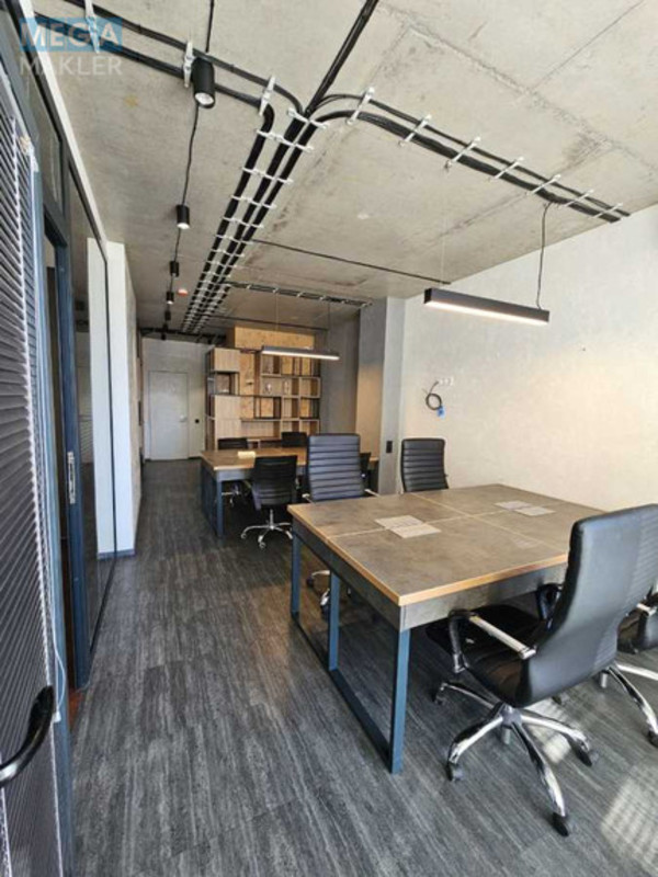 Оренда комерційної нерухомості, 76&nbsp;кв.м, под офис, <a class="location-link" href="/kiev/" title="Недвижимость Київ">Київ</a>, <a class="location-link" href="/kiev/darnickij/" title="Недвижимость Дарницький район">Дарницький р-н</a>, Зарічна вул., 2 (изображение 12)