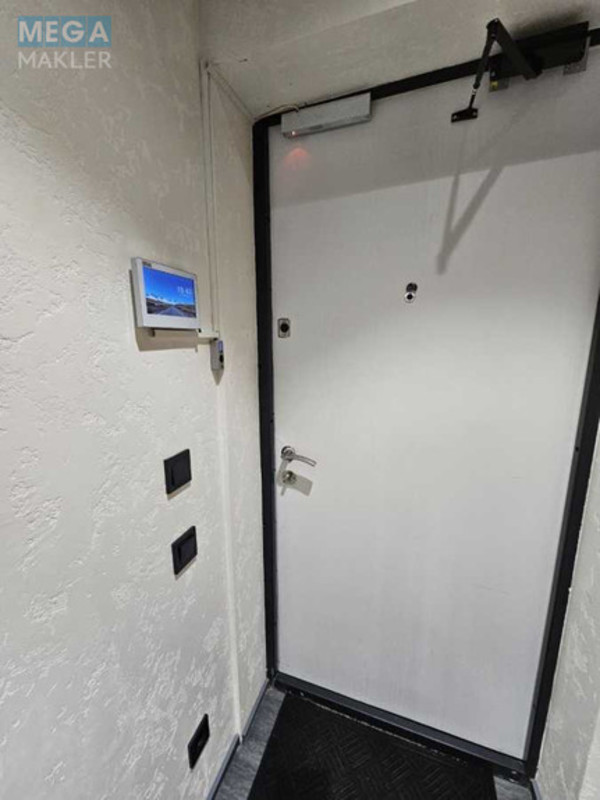 Оренда комерційної нерухомості, 76&nbsp;кв.м, под офис, <a class="location-link" href="/kiev/" title="Недвижимость Київ">Київ</a>, <a class="location-link" href="/kiev/darnickij/" title="Недвижимость Дарницький район">Дарницький р-н</a>, Зарічна вул., 2 (изображение 16)