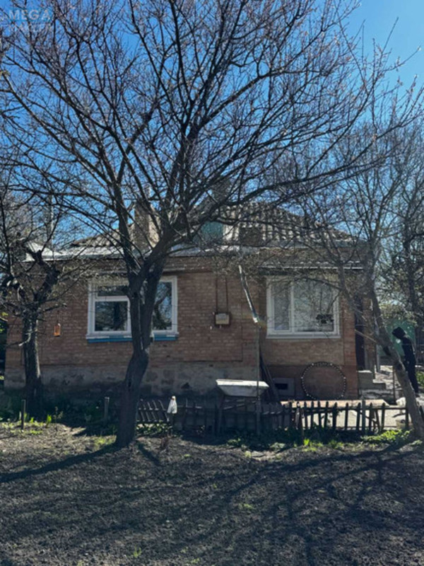 Продаж дома, 1&nbsp; поверх, 67&nbsp;кв.м, 4&nbsp;кімнати, ділянка 6&nbsp;соток, <a class="location-link" href="/kirovograd/" title="Недвижимость Кіровоград">Кіровоград</a>, Верхній Степовий провулок (изображение 2)