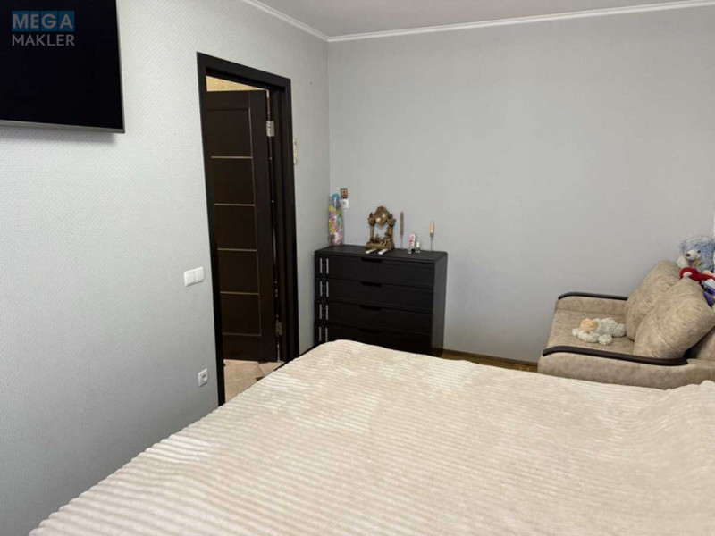 Оренда 2 кімнатної квартири, <a class="location-link" href="/kiev/" title="Недвижимость Київ">Київ</a>, <a class="location-link" href="/kiev/dneprovskij/" title="Недвижимость Дніпровський район">Дніпровський р-н</a>, Братиславская ул., 13 (изображение 10)