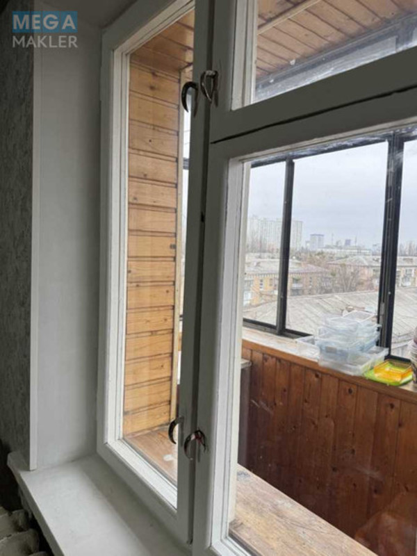 Продаж 1 кімнатної квартири (33/18/6), 8 пов. 9 пов. будинку, <a class="location-link" href="/kiev/" title="Недвижимость Київ">Київ</a>, <a class="location-link" href="/kiev/solomenskij/" title="Недвижимость Солом'янський район">Солом'янський р-н</a>, Михаила Донца ул., 21а (изображение 12)