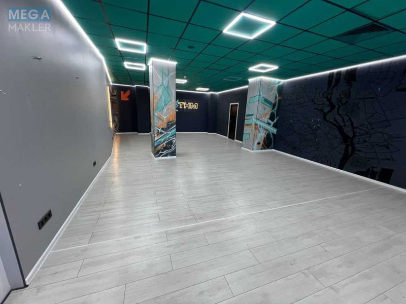 Оренда комерційної нерухомості, 150&nbsp;кв.м, под офис, <a class="location-link" href="/kiev/" title="Недвижимость Київ">Київ</a>, <a class="location-link" href="/kiev/pecherskij/" title="Недвижимость Печерський район">Печерський р-н</a>, Евгения Коновальца ул., 36Д (изображение 3)