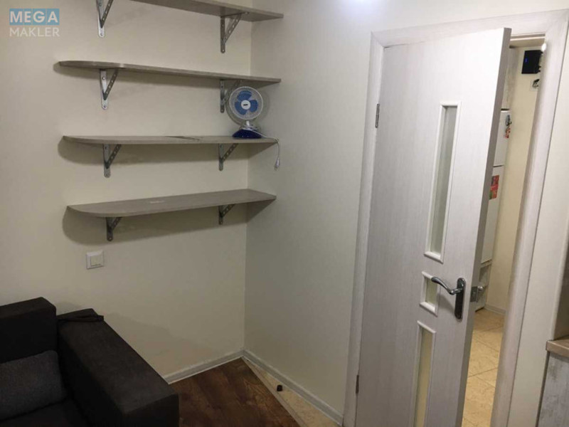 Оренда 1 кімнатної квартири, <a class="location-link" href="/kiev/" title="Недвижимость Київ">Київ</a>, <a class="location-link" href="/kiev/solomenskij/" title="Недвижимость Солом'янський район">Солом'янський р-н</a>, Выборгская ул., 18/20 (изображение 6)