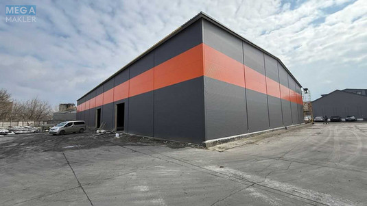 Оренда комерційної нерухомості, 2&nbsp;050&nbsp;кв.м, под склад, <a class="location-link" href="/kiev/" title="Недвижимость Київ">Київ</a>, <a class="location-link" href="/kiev/obolonskij/" title="Недвижимость Оболонський район">Оболонський р-н</a>, Куренівська вул., 1 (изображение 4)