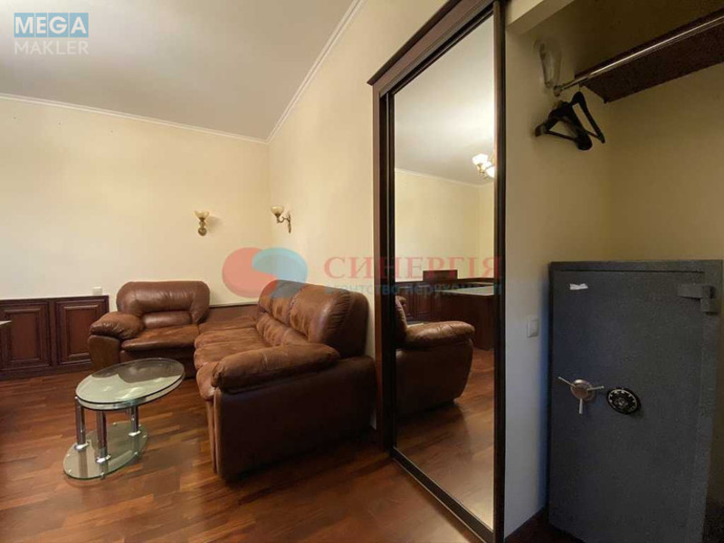 Оренда комерційної нерухомості, 84&nbsp;кв.м, под офис, <a class="location-link" href="/kiev/" title="Недвижимость Київ">Київ</a>, <a class="location-link" href="/kiev/pecherskij/" title="Недвижимость Печерський район">Печерський р-н</a>, Михайла Бойчука вул., 1А (изображение 2)