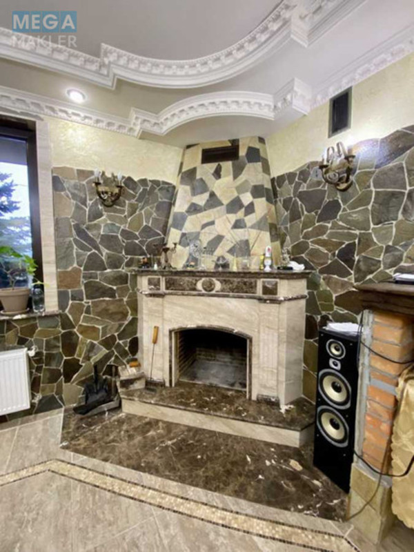 Продаж дома, 3&nbsp;поверху, 422&nbsp;кв.м, 6&nbsp;кімнат, ділянка 10&nbsp;соток, <a class="location-link" href="/gnedin/" title="Недвижимость Гнідін">Гнідин</a>, Зарічна (изображение 7)