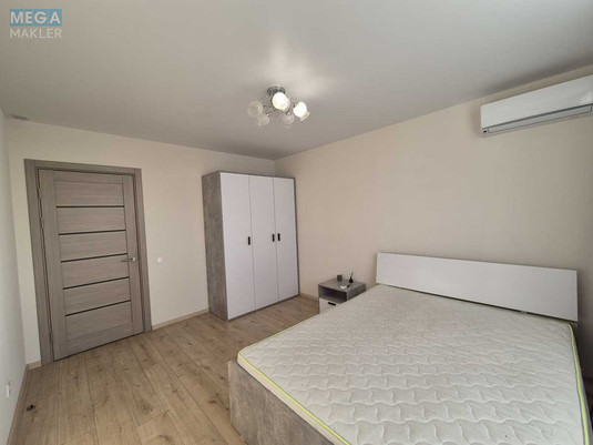 Оренда 2 кімнатної квартири, <a class="location-link" href="/kiev/" title="Недвижимость Київ">Київ</a>, <a class="location-link" href="/kiev/goloseevskij/" title="Недвижимость Голосіївський район">Голосіївський р-н</a>, Академика Глушкова просп., 101 (изображение 11)