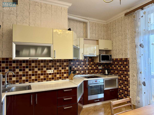 Оренда 1 кімнатної квартири, <a class="location-link" href="/kiev/" title="Недвижимость Київ">Київ</a>, <a class="location-link" href="/kiev/solomenskij/" title="Недвижимость Солом'янський район">Солом'янський р-н</a>, Кудряшова ул., 16 (изображение 4)