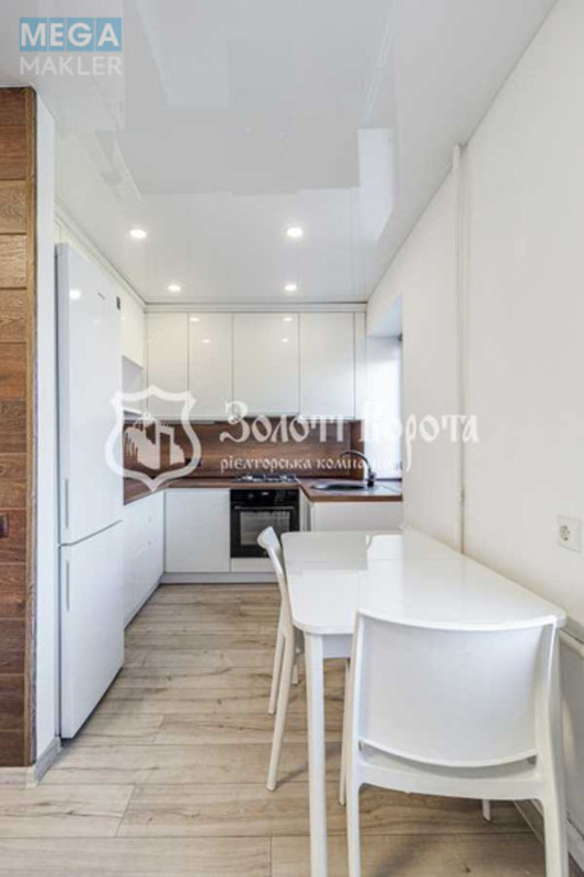 Продаж 1 кімнатної квартири (32,9/17/6,6), 4 пов. 5 пов. будинку, <a class="location-link" href="/kiev/" title="Недвижимость Київ">Київ</a>, <a class="location-link" href="/kiev/podolskij/" title="Недвижимость Подільський район">Подільський р-н</a>, Кирилівська вул., 115/1 (изображение 7)