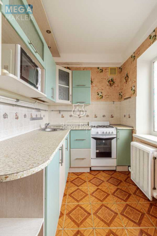 Продаж 1 кімнатної квартири (45,6/30/6,7), 9 пов. 9 пов. будинку, <a class="location-link" href="/kiev/" title="Недвижимость Київ">Київ</a>, <a class="location-link" href="/kiev/obolonskij/" title="Недвижимость Оболонський район">Оболонський р-н</a>, Кирилівська вул., 172 (изображение 10)