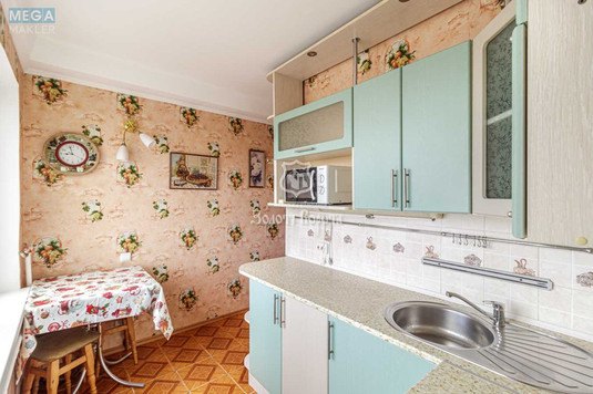 Продаж 1 кімнатної квартири (45,6/30/6,7), 9 пов. 9 пов. будинку, <a class="location-link" href="/kiev/" title="Недвижимость Київ">Київ</a>, <a class="location-link" href="/kiev/obolonskij/" title="Недвижимость Оболонський район">Оболонський р-н</a>, Кирилівська вул., 172 (изображение 12)