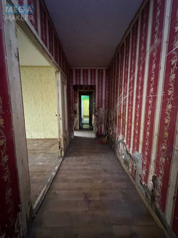 Продаж 3 кімнатної квартири (68/42/8), 1 пов. 9 пов. будинку, <a class="location-link" href="/kiev/" title="Недвижимость Київ">Київ</a>, <a class="location-link" href="/kiev/svyatoshinskij/" title="Недвижимость Святошинський район">Святошинський р-н</a>, Академіка Корольова просп., 4 (изображение 3)