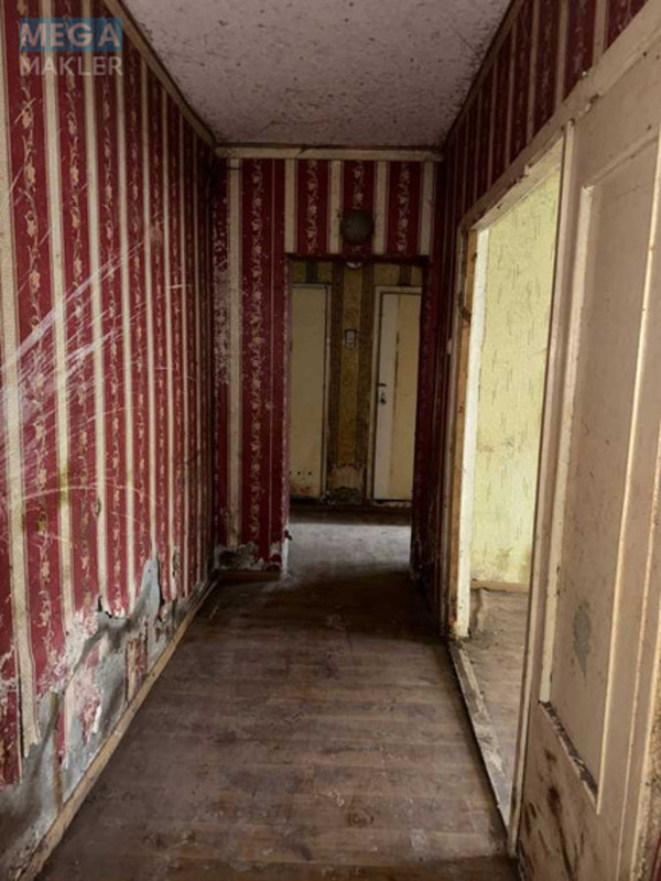 Продаж 3 кімнатної квартири (68/42/8), 1 пов. 9 пов. будинку, <a class="location-link" href="/kiev/" title="Недвижимость Київ">Київ</a>, <a class="location-link" href="/kiev/svyatoshinskij/" title="Недвижимость Святошинський район">Святошинський р-н</a>, Академіка Корольова просп., 4 (изображение 4)