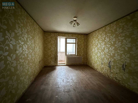 Продаж 3 кімнатної квартири (68/42/8), 1 пов. 9 пов. будинку, <a class="location-link" href="/kiev/" title="Недвижимость Київ">Київ</a>, <a class="location-link" href="/kiev/svyatoshinskij/" title="Недвижимость Святошинський район">Святошинський р-н</a>, Академіка Корольова просп., 4 (изображение 8)