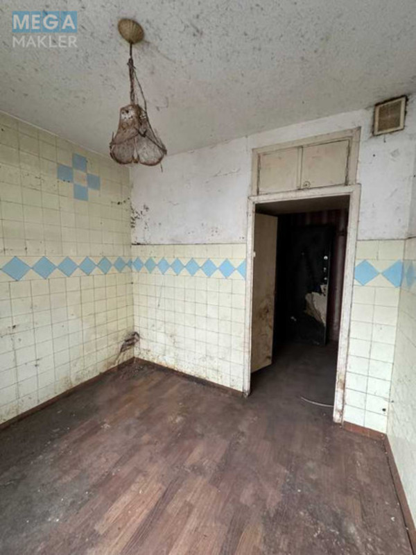 Продаж 3 кімнатної квартири (68/42/8), 1 пов. 9 пов. будинку, <a class="location-link" href="/kiev/" title="Недвижимость Київ">Київ</a>, <a class="location-link" href="/kiev/svyatoshinskij/" title="Недвижимость Святошинський район">Святошинський р-н</a>, Академіка Корольова просп., 4 (изображение 12)