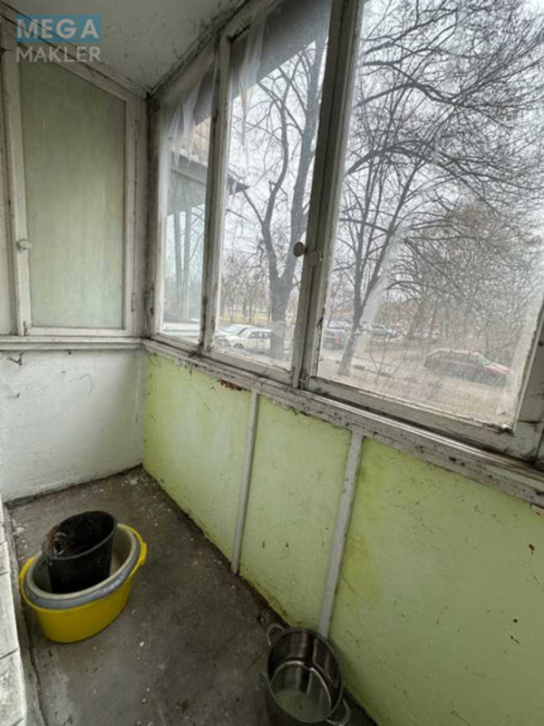 Продаж 3 кімнатної квартири (68/42/8), 1 пов. 9 пов. будинку, <a class="location-link" href="/kiev/" title="Недвижимость Київ">Київ</a>, <a class="location-link" href="/kiev/svyatoshinskij/" title="Недвижимость Святошинський район">Святошинський р-н</a>, Академіка Корольова просп., 4 (изображение 17)