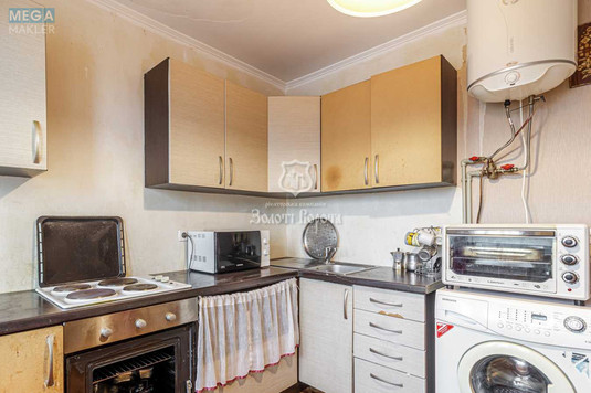 Продаж 3 кімнатної квартири (70,2/45/8,2), 14 пов. 16 пов. будинку, <a class="location-link" href="/kiev/" title="Недвижимость Київ">Київ</a>, <a class="location-link" href="/kiev/darnickij/" title="Недвижимость Дарницький район">Дарницький р-н</a>, Севастопольська вул., 19 (изображение 10)