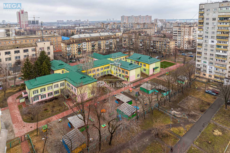 Продаж 3 кімнатної квартири (70,2/45/8,2), 14 пов. 16 пов. будинку, <a class="location-link" href="/kiev/" title="Недвижимость Київ">Київ</a>, <a class="location-link" href="/kiev/darnickij/" title="Недвижимость Дарницький район">Дарницький р-н</a>, Севастопольська вул., 19 (изображение 19)