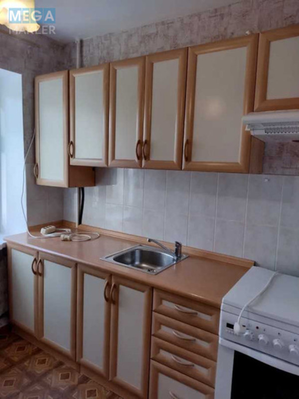 Оренда 2 кімнатної квартири, <a class="location-link" href="/kiev/" title="Недвижимость Київ">Київ</a>, <a class="location-link" href="/kiev/shevchenkovskij/" title="Недвижимость Шевченківський район">Шевченківський р-н</a>, Саратовская ул., 47 (изображение 8)