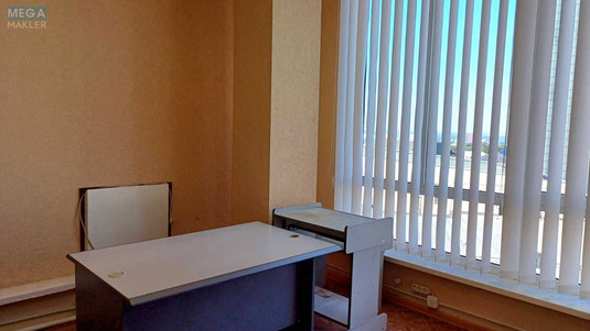 Оренда комерційної нерухомості, 23&nbsp;кв.м, под офис, <a class="location-link" href="/kiev/" title="Недвижимость Київ">Київ</a>, <a class="location-link" href="/kiev/shevchenkovskij/" title="Недвижимость Шевченківський район">Шевченківський р-н</a>, Сечевых Стрельцов ул., 1-5 (изображение 4)