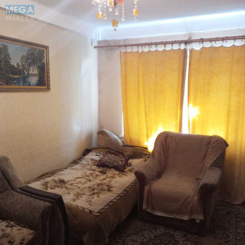 Продаж 2 кімнатної квартири (39/25/7), 1 пов. 5 пов. будинку, <a class="location-link" href="/kiev/" title="Недвижимость Київ">Київ</a>, <a class="location-link" href="/kiev/solomenskij/" title="Недвижимость Солом'янський район">Солом'янський р-н</a>, Михайла Донця вул., 19б (изображение 4)