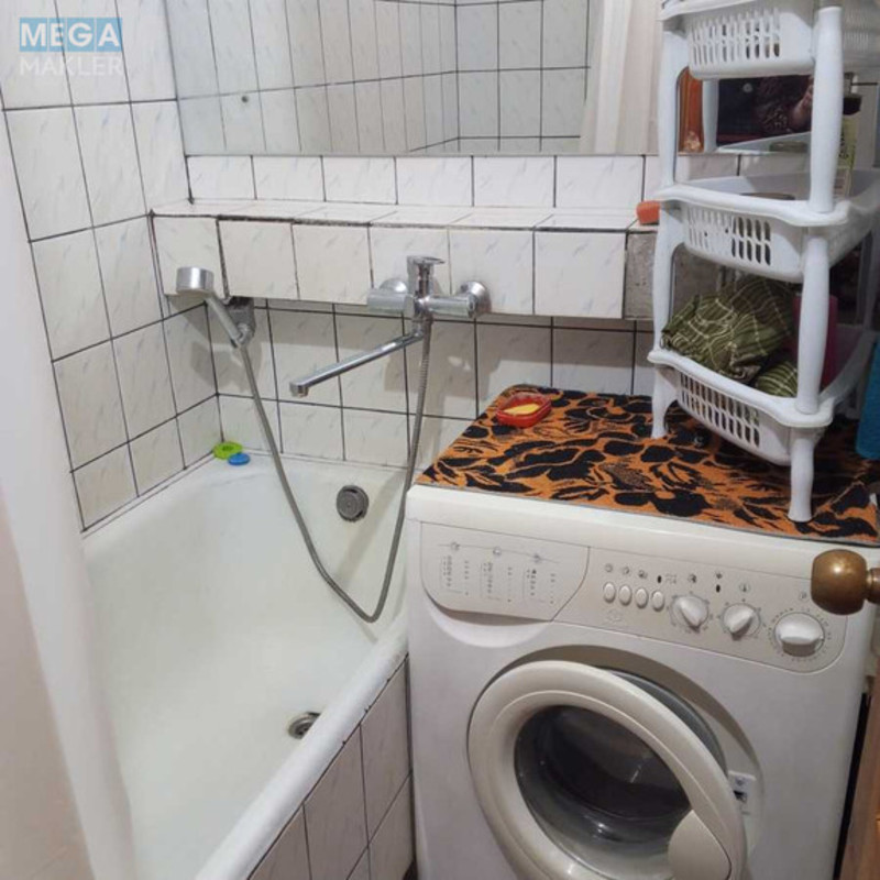 Продаж 2 кімнатної квартири (39/25/7), 1 пов. 5 пов. будинку, <a class="location-link" href="/kiev/" title="Недвижимость Київ">Київ</a>, <a class="location-link" href="/kiev/solomenskij/" title="Недвижимость Солом'янський район">Солом'янський р-н</a>, Михайла Донця вул., 19б (изображение 9)