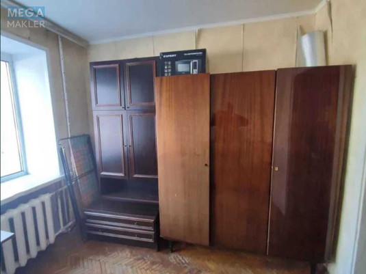 Оренда кімнати (підселення), <a class="location-link" href="/kiev/" title="Недвижимость Київ">Київ</a>, <a class="location-link" href="/kiev/goloseevskij/" title="Недвижимость Голосіївський район">Голосіївський р-н</a>, Академіка Глушкова просп., 22 (изображение 3)