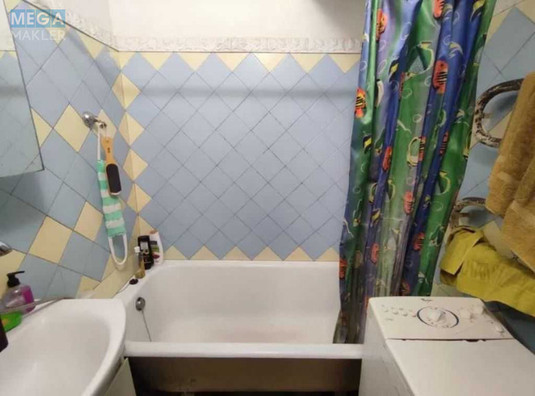 Оренда кімнати (підселення), <a class="location-link" href="/kiev/" title="Недвижимость Київ">Київ</a>, <a class="location-link" href="/kiev/goloseevskij/" title="Недвижимость Голосіївський район">Голосіївський р-н</a>, Академіка Глушкова просп., 22 (изображение 7)