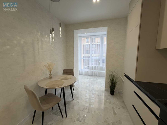 Продаж 1 кімнатної квартири (38/16/14), 2 пов. 10 пов. будинку, <a class="location-link" href="/sofievskaya-borshagovka/" title="Недвижимость Софіївська Борщагівка">Софіївська Борщагівка</a>, Героїв небесної сотні (изображение 4)