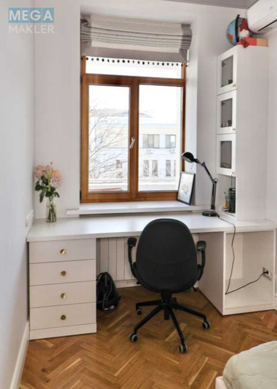 Продаж 3 кімнатної квартири (80/43/15), 4 пов. 5 пов. будинку, <a class="location-link" href="/kiev/" title="Недвижимость Київ">Київ</a>, <a class="location-link" href="/kiev/pecherskij/" title="Недвижимость Печерський район">Печерський р-н</a>, Академика Богомольца ул., 7/14 (изображение 8)