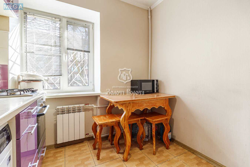 Продаж 2 кімнатної квартири (44,8/27/6), 1 пов. 5 пов. будинку, <a class="location-link" href="/kiev/" title="Недвижимость Київ">Київ</a>, <a class="location-link" href="/kiev/shevchenkovskij/" title="Недвижимость Шевченківський район">Шевченківський р-н</a>, Олени Теліги вул., 37в (изображение 11)