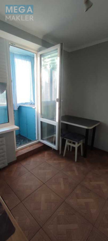 Оренда 1 кімнатної квартири, <a class="location-link" href="/kiev/" title="Недвижимость Київ">Київ</a>, <a class="location-link" href="/kiev/dneprovskij/" title="Недвижимость Дніпровський район">Дніпровський р-н</a>, Генерала Жмаченка вул., 4 (изображение 11)