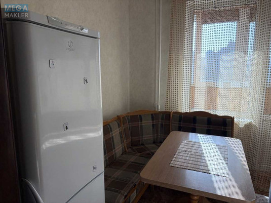 Оренда 1 кімнатної квартири, <a class="location-link" href="/kiev/" title="Недвижимость Київ">Київ</a>, <a class="location-link" href="/kiev/darnickij/" title="Недвижимость Дарницький район">Дарницький р-н</a>, Ялтинська вул., 15 (изображение 6)