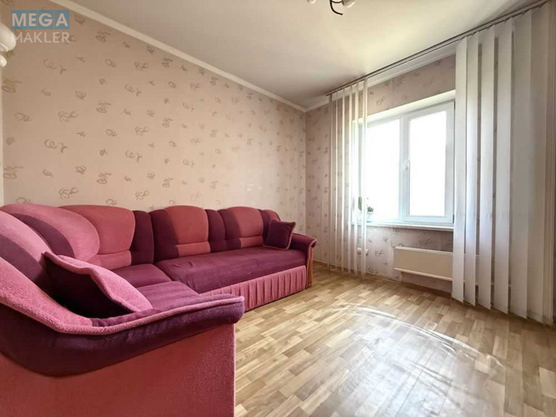 Продаж 3 кімнатної квартири (75,2/41/8), 6 пов. 12 пов. будинку, <a class="location-link" href="/kiev/" title="Недвижимость Київ">Київ</a>, <a class="location-link" href="/kiev/desnyanskij/" title="Недвижимость Деснянський район">Деснянський р-н</a>, Володимира Маяковського просп., 79 (изображение 3)