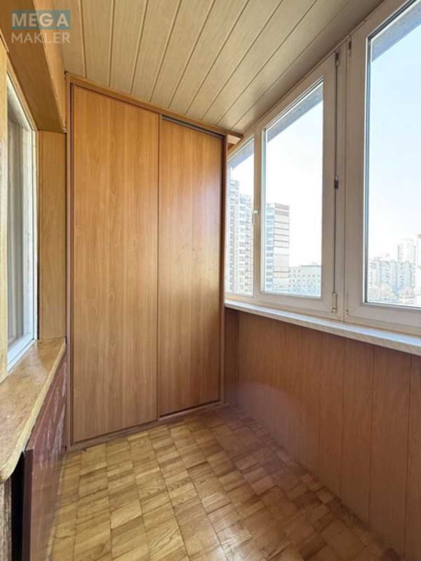 Продаж 3 кімнатної квартири (75,2/41/8), 6 пов. 12 пов. будинку, <a class="location-link" href="/kiev/" title="Недвижимость Київ">Київ</a>, <a class="location-link" href="/kiev/desnyanskij/" title="Недвижимость Деснянський район">Деснянський р-н</a>, Володимира Маяковського просп., 79 (изображение 9)