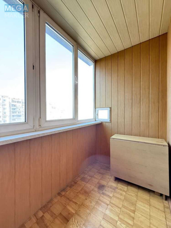 Продаж 3 кімнатної квартири (75,2/41/8), 6 пов. 12 пов. будинку, <a class="location-link" href="/kiev/" title="Недвижимость Київ">Київ</a>, <a class="location-link" href="/kiev/desnyanskij/" title="Недвижимость Деснянський район">Деснянський р-н</a>, Володимира Маяковського просп., 79 (изображение 10)